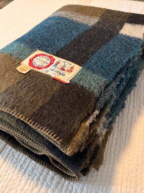 van wyk 100% virgin wool blanket